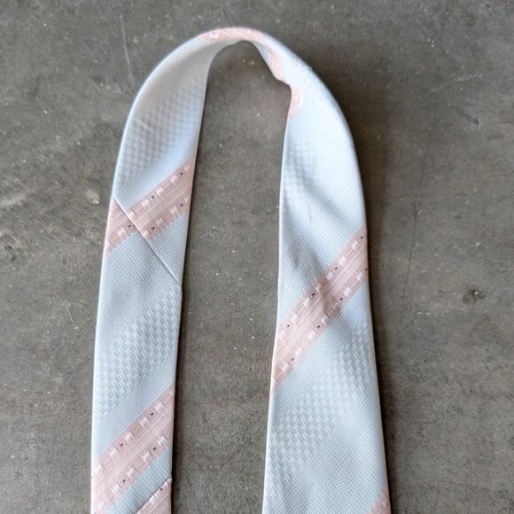 Vintage Hermes Paris Blue Pink Striped Silk Tie - Picture 3 of 8